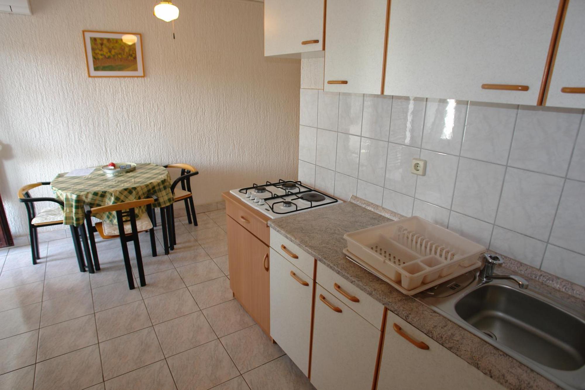 Apartments Dinko Novalja Luaran gambar